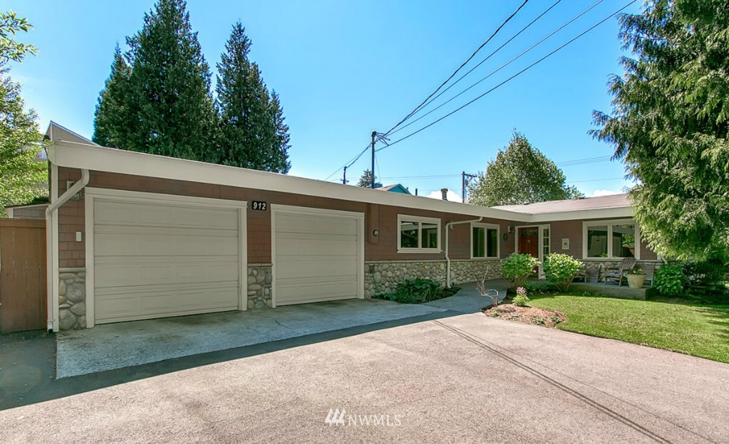 912 Main Street Edmonds, WA 98020 - Photo 2 of 24
