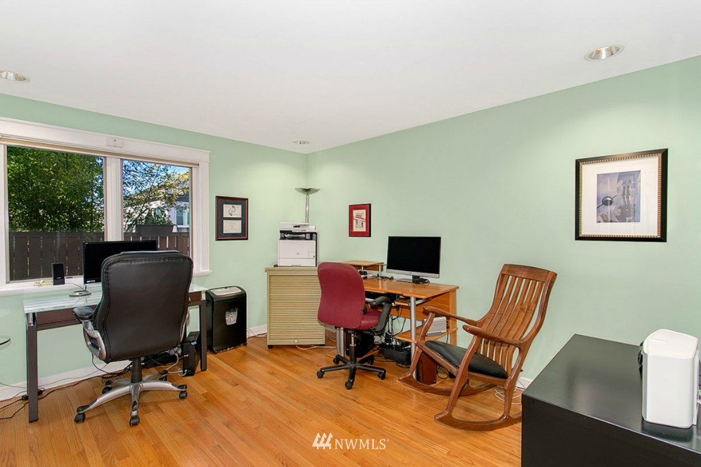 912 Main Street Edmonds, WA 98020 - Photo 19 of 24