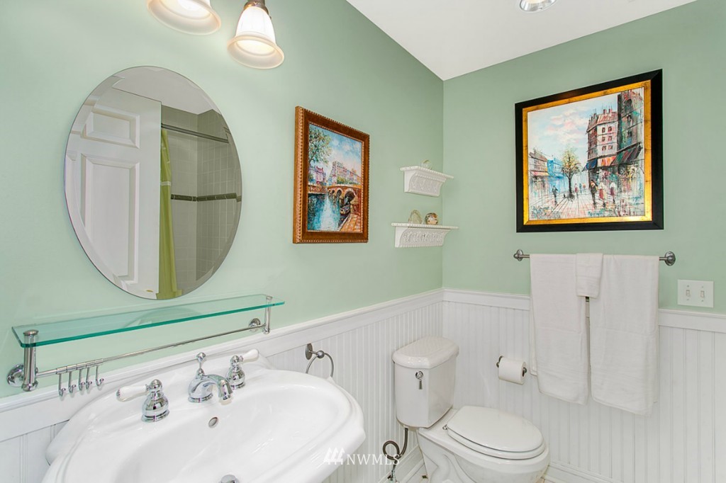 912 Main Street Edmonds, WA 98020 - Photo 20 of 24