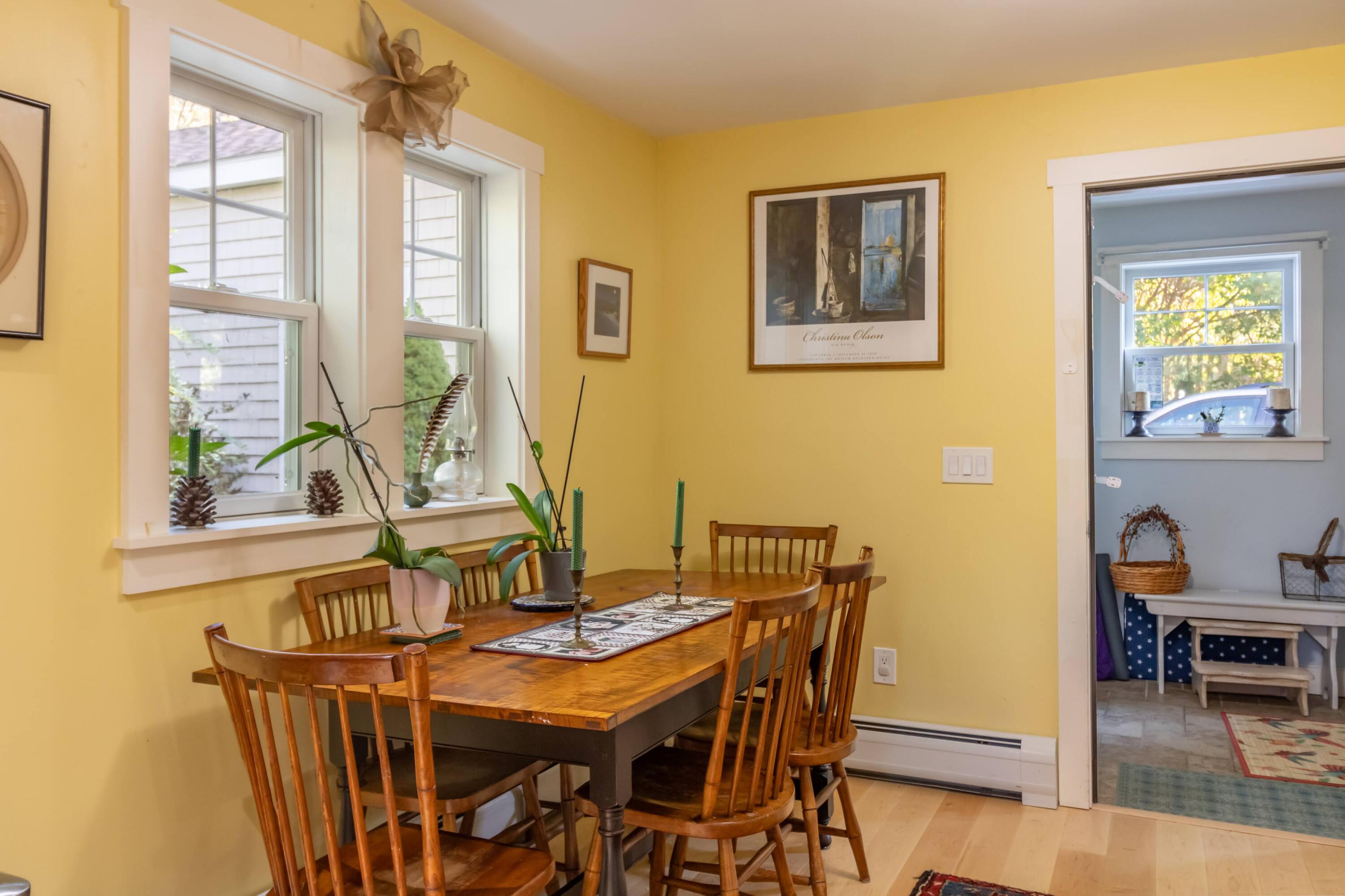 41 Robbins Road Belfast, ME 04915 - Photo 15 of 65 Dining area