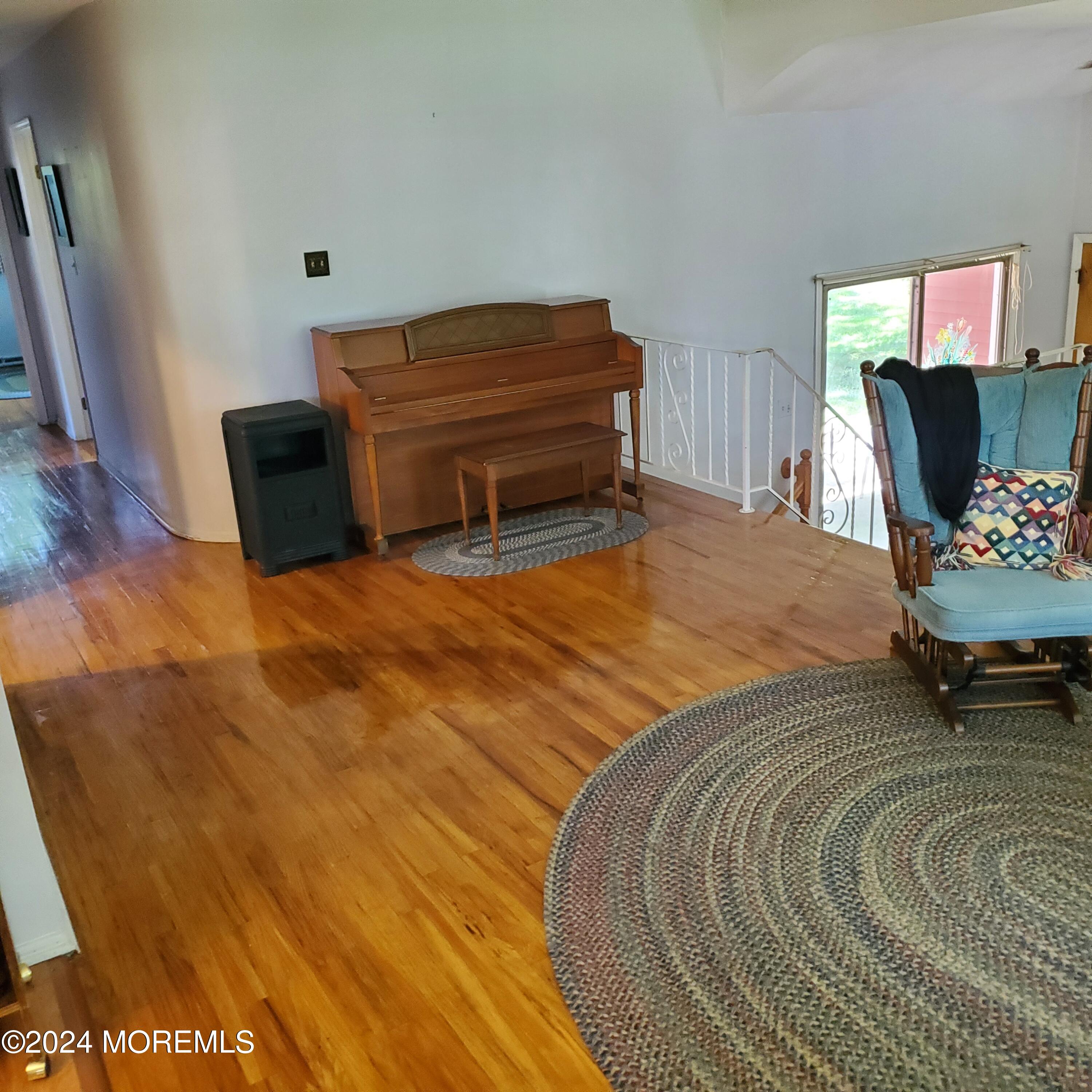 6 Jamestown Road Manalapan, NJ 07726 - Photo 9 of 34 20240822_113622