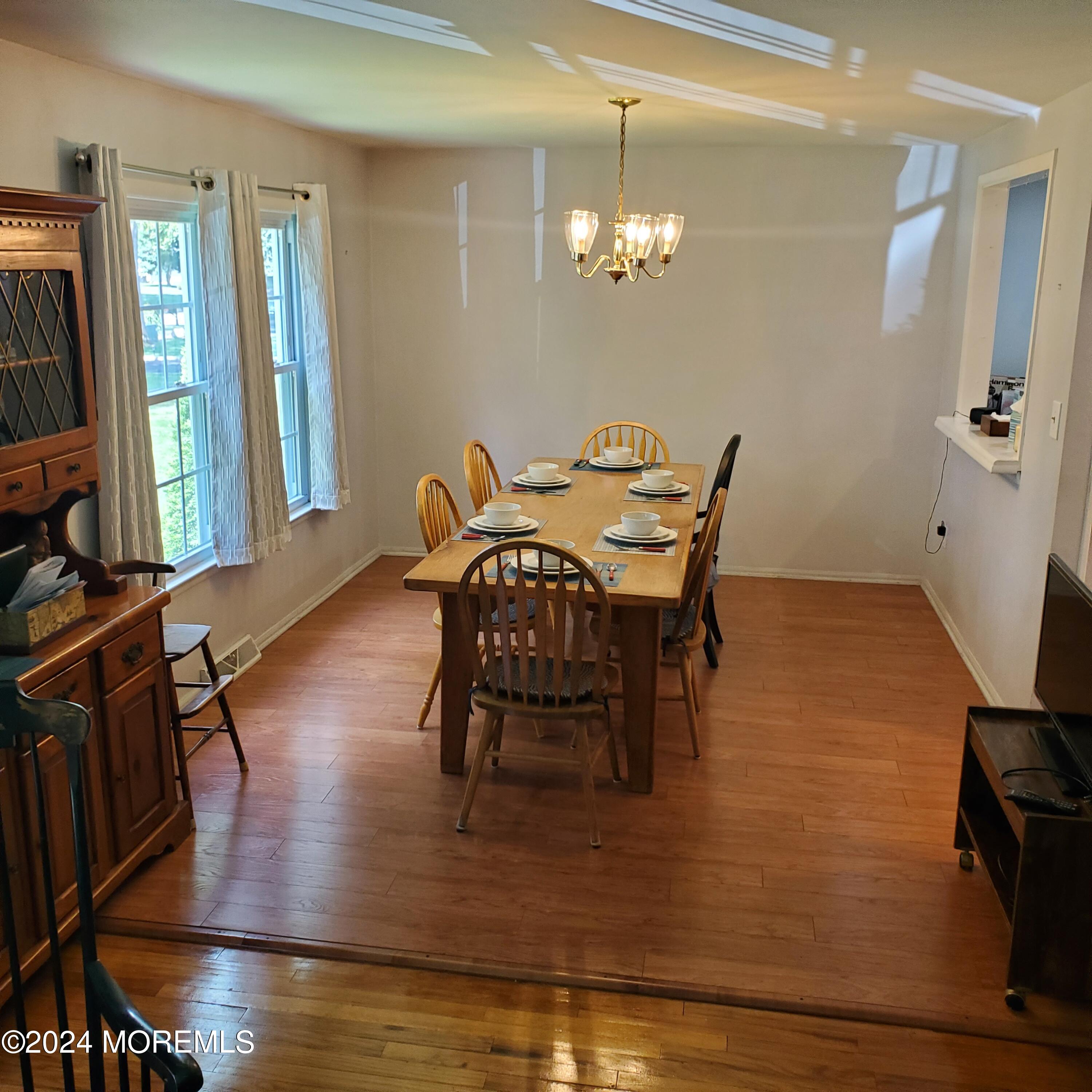 6 Jamestown Road Manalapan, NJ 07726 - Photo 10 of 34 20240822_114615