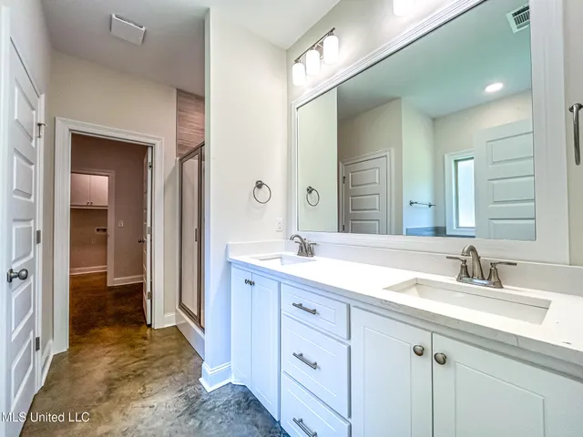 $288,400 | 958 Riverside Lane, Pearl, MS 39208