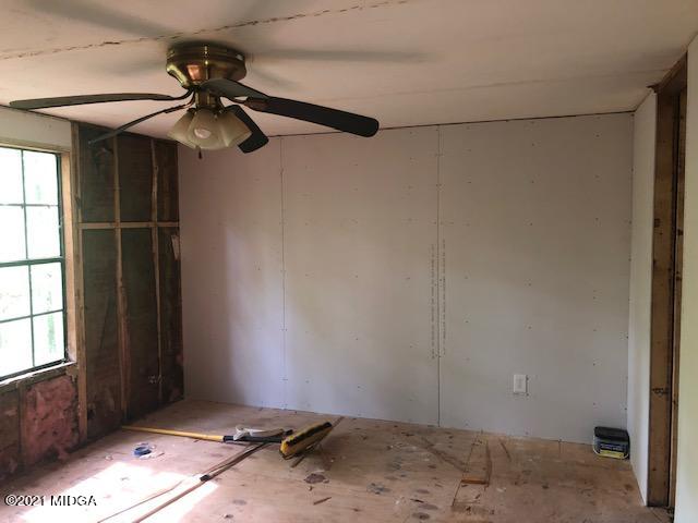 294 Ham Road Jackson, GA 30233 - Photo 6 of 25 IMG_2701