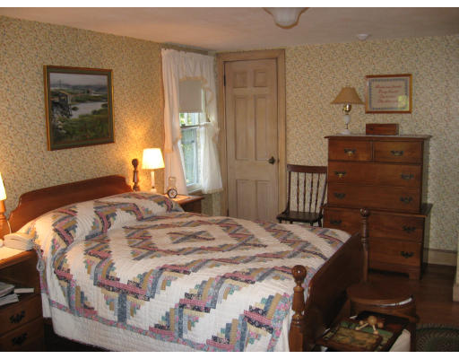660 Monson Road Wilbraham, MA 01095 - Photo 18 of 19 Gallery Image 18