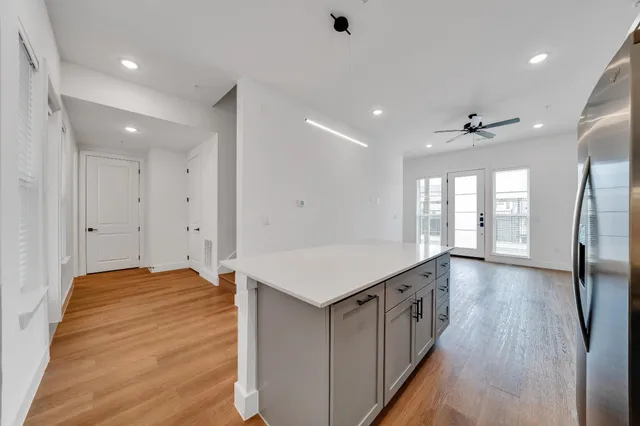 $1,910 | 1601-311 Mustang Drive, Marble Falls, TX 78654