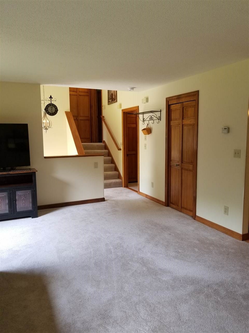 437 North Road Candia, NH 03034 - Photo 11 of 26