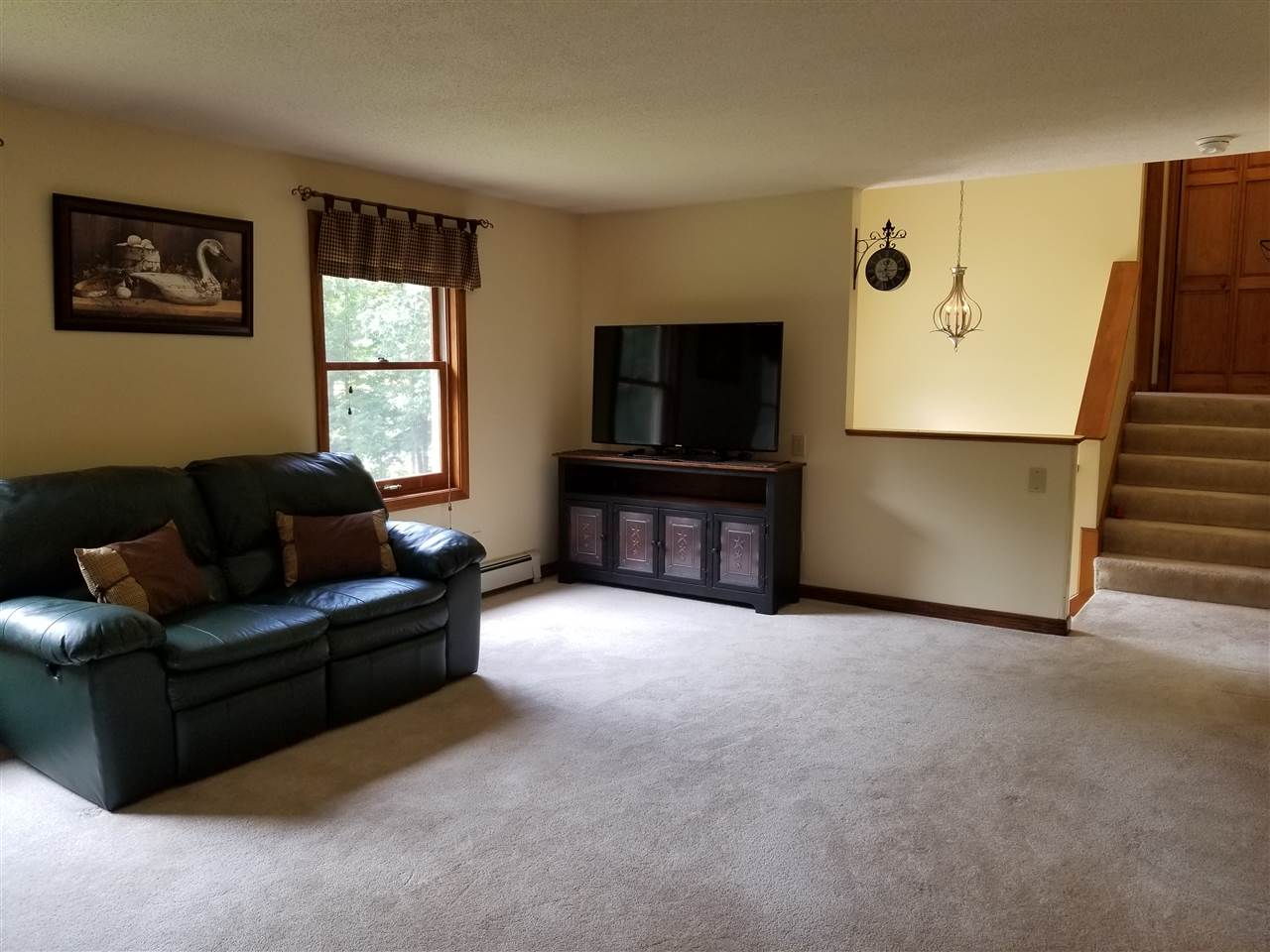 437 North Road Candia, NH 03034 - Photo 3 of 26