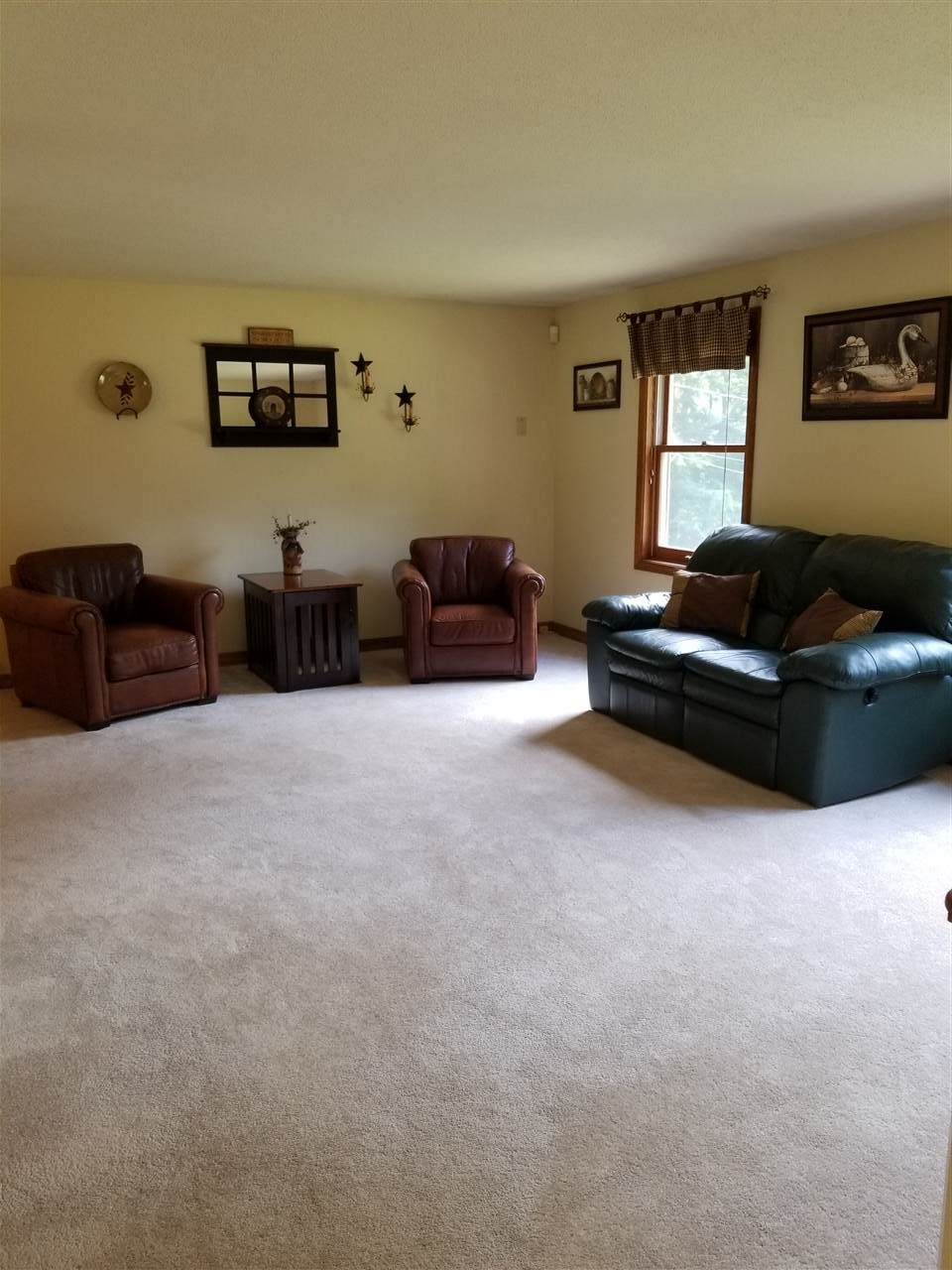 437 North Road Candia, NH 03034 - Photo 4 of 26