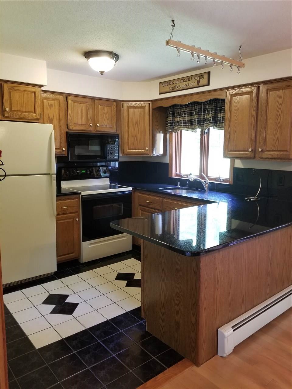 437 North Road Candia, NH 03034 - Photo 6 of 26