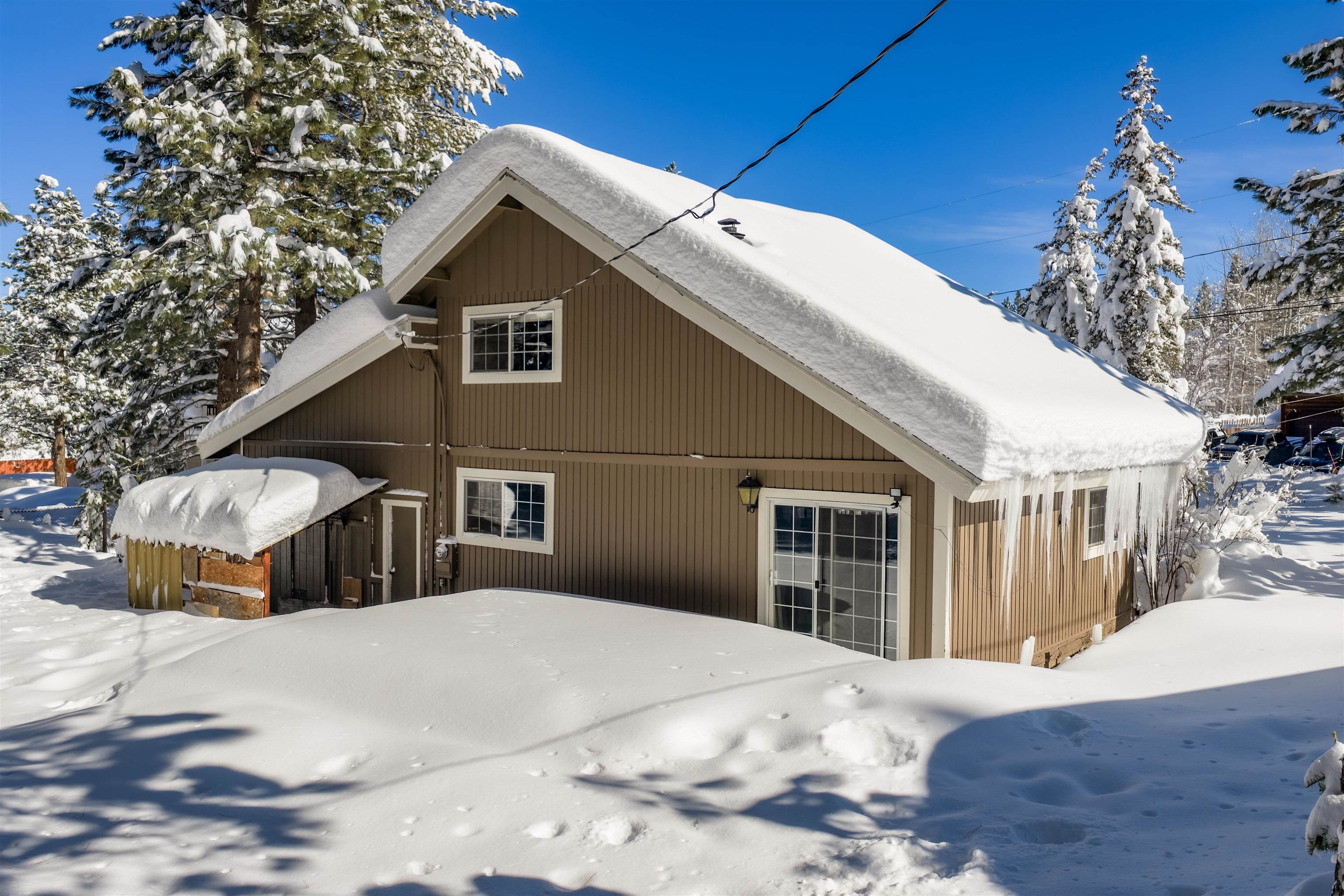 11212 Star Pine Road Truckee, CA 96161 - Photo 28 of 28 Gallery Image 28