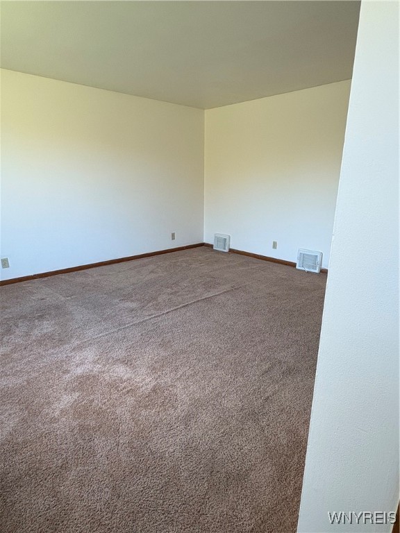 12 Alcona Avenue, Unit A Amherst, NY 14226 - Photo 4 of 24 Living Room