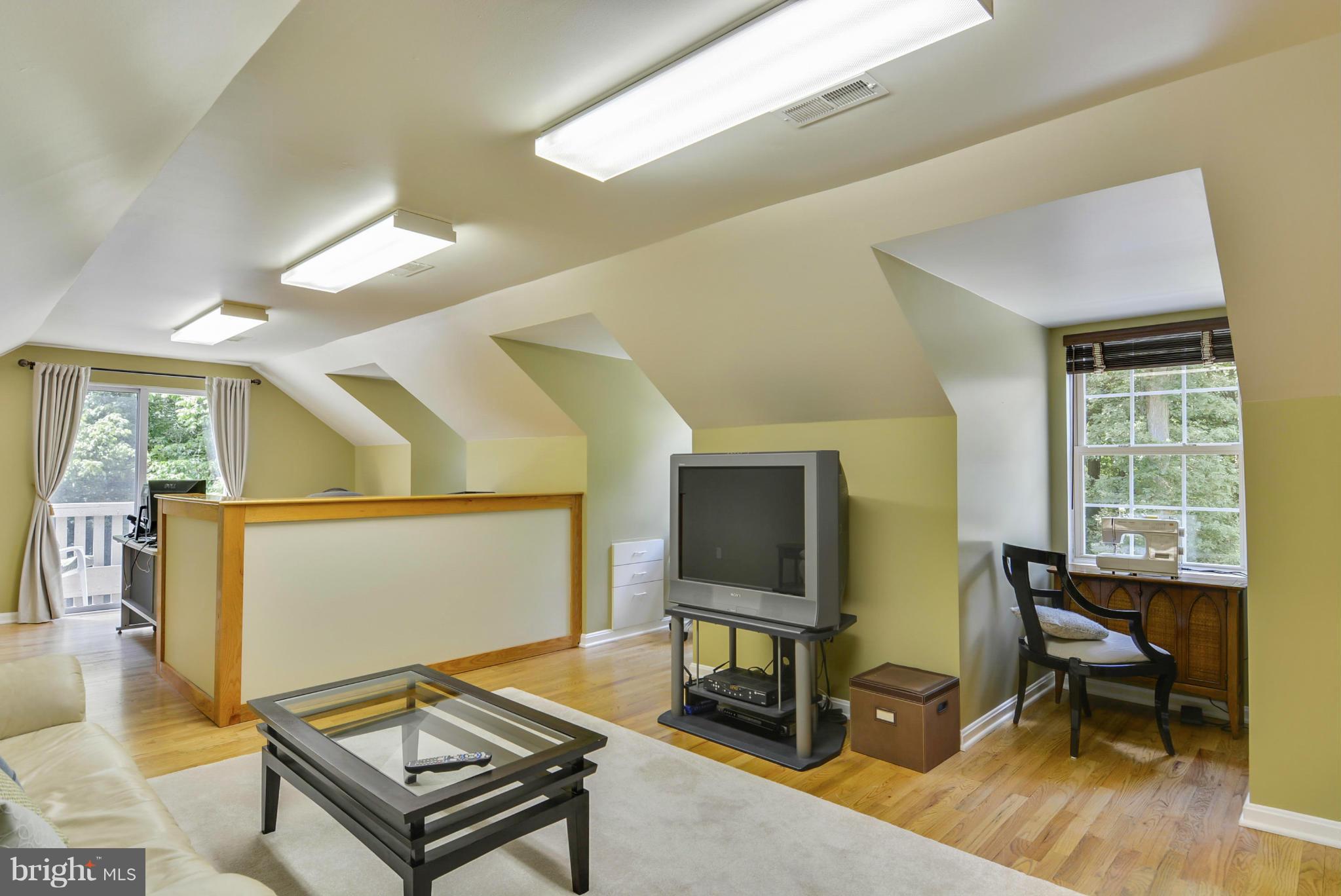 14631 Good Hope Road Silver Spring, MD 20905 - Photo 18 of 28 Master Suite Office/Sitting Room