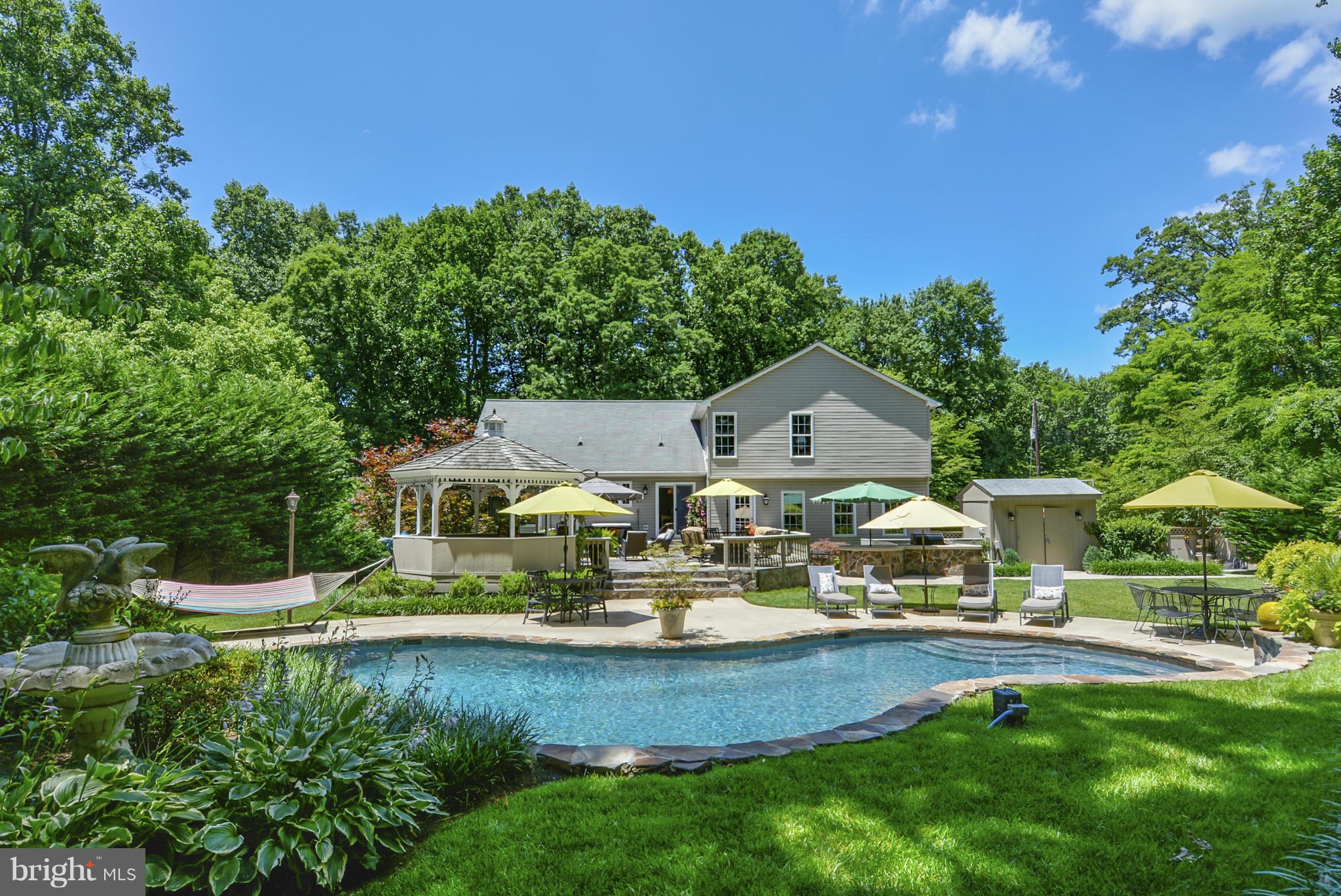 14631 Good Hope Road Silver Spring, MD 20905 - Photo 5 of 28 Home overlooking Pool