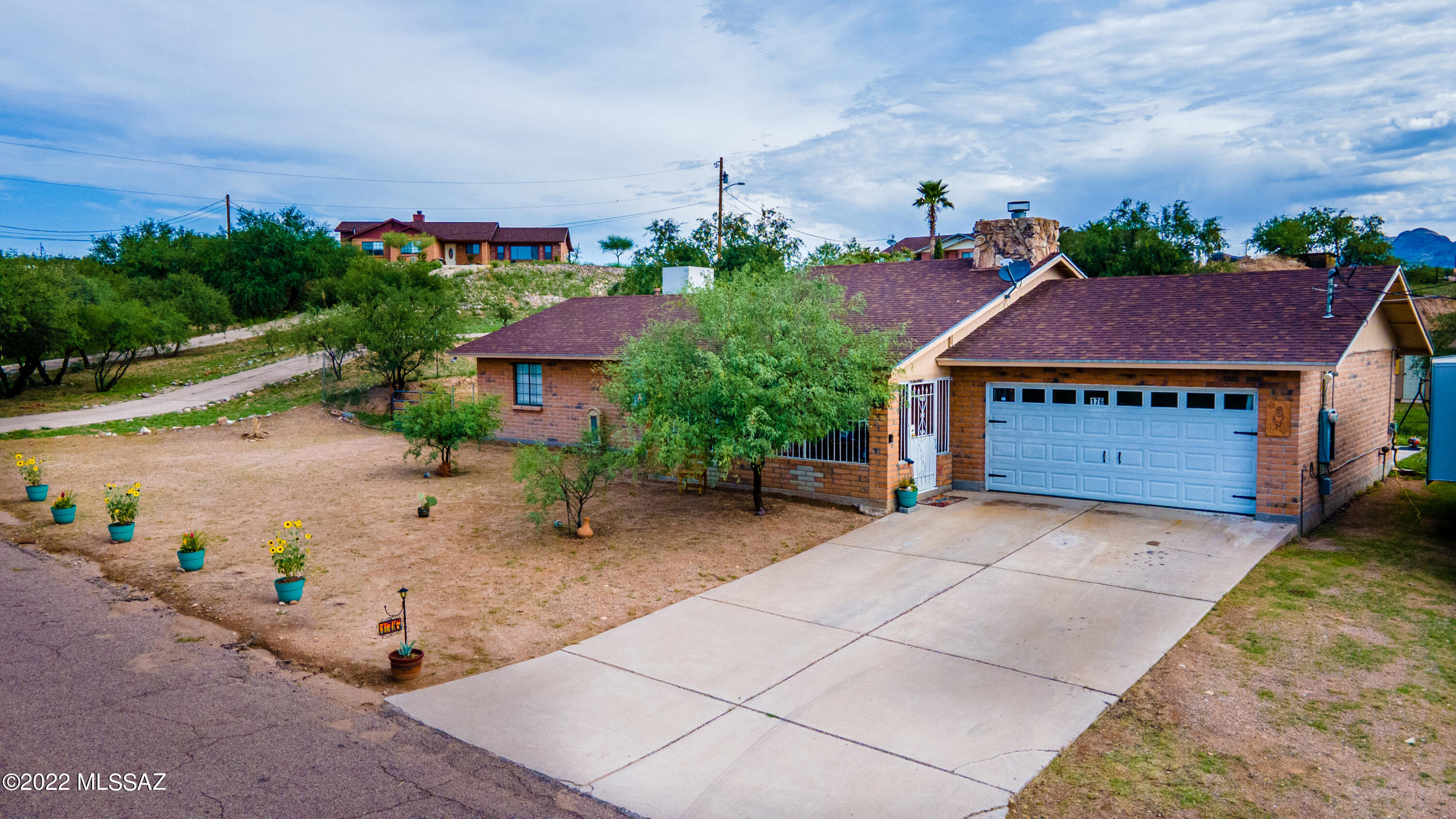 176 Nabo Court Rio Rico, AZ 85648 - Photo 4 of 35