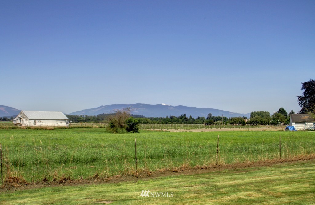 17551 Bennett Road Mount Vernon, WA 98273 - Photo 21 of 25
