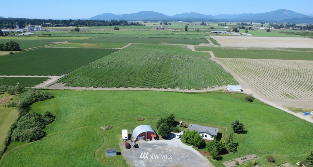 17551 Bennett Road Mount Vernon, WA 98273 - Photo 22 of 25