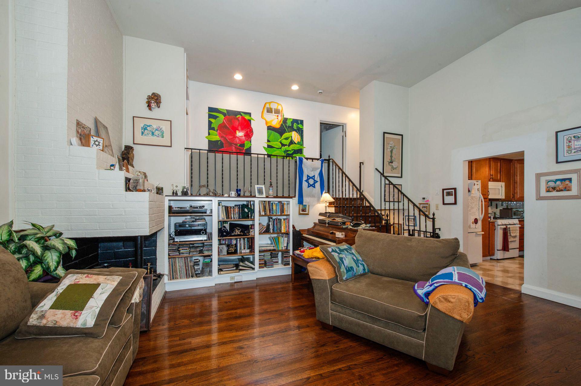 7507 Labyrinth Road Baltimore, MD 21208 - Photo 4 of 23