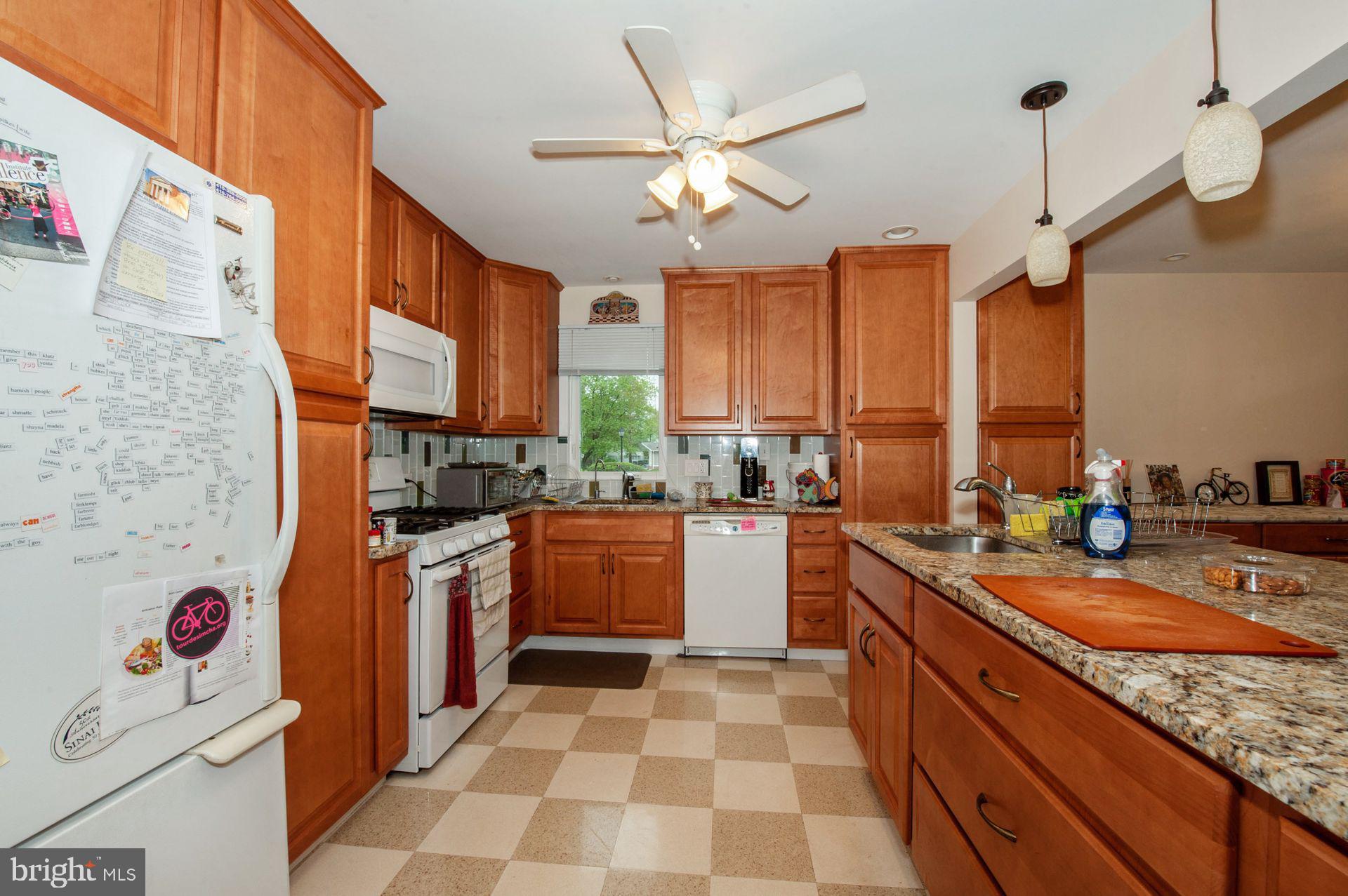 7507 Labyrinth Road Baltimore, MD 21208 - Photo 7 of 23