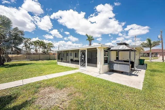 $430,999 | 3420 Santa Clara Drive, Punta Gorda, FL 33983