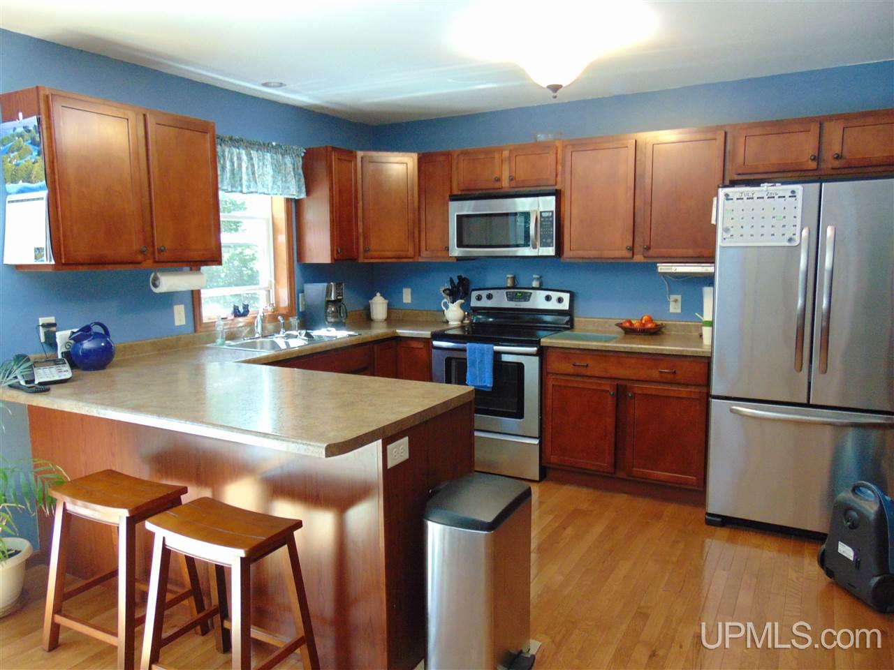 143 Snowfield Road Negaunee, MI 49866 - Photo 8 of 27 Gallery Image 8