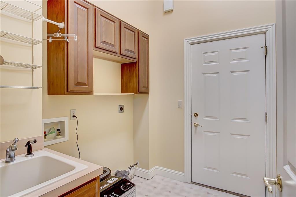 2696 Ballydoyle Drive Springfield, OH 45503 - Photo 23 of 45