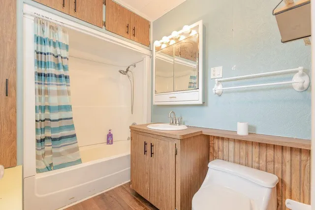 $155,000 | 902 White Street, Jackson, MN 56143