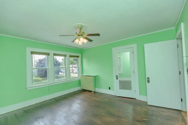 $155,000 | 902 White Street, Jackson, MN 56143