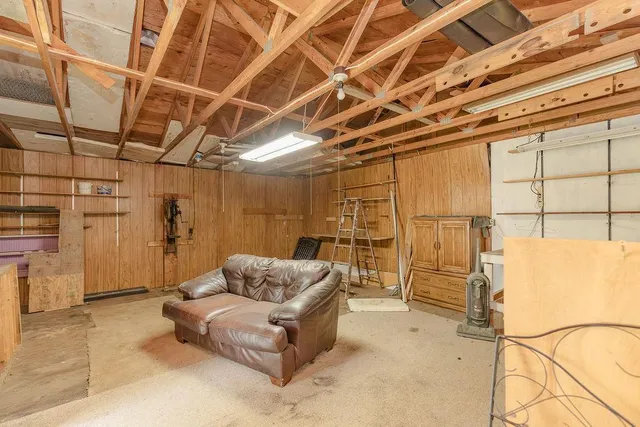 $155,000 | 902 White Street, Jackson, MN 56143