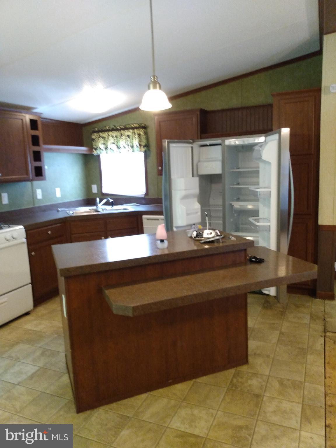 1713 Hoffmaster Road Knoxville, MD 21758 - Photo 6 of 13 Kitchen