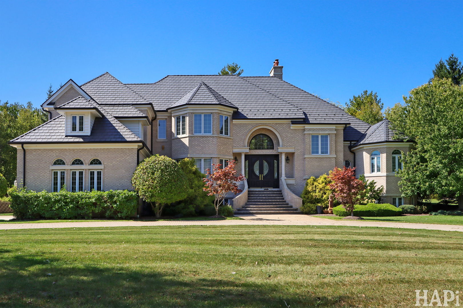 8 Farmington Road South Barrington, IL 60010 - Photo 1 of 77 Gallery Image 1