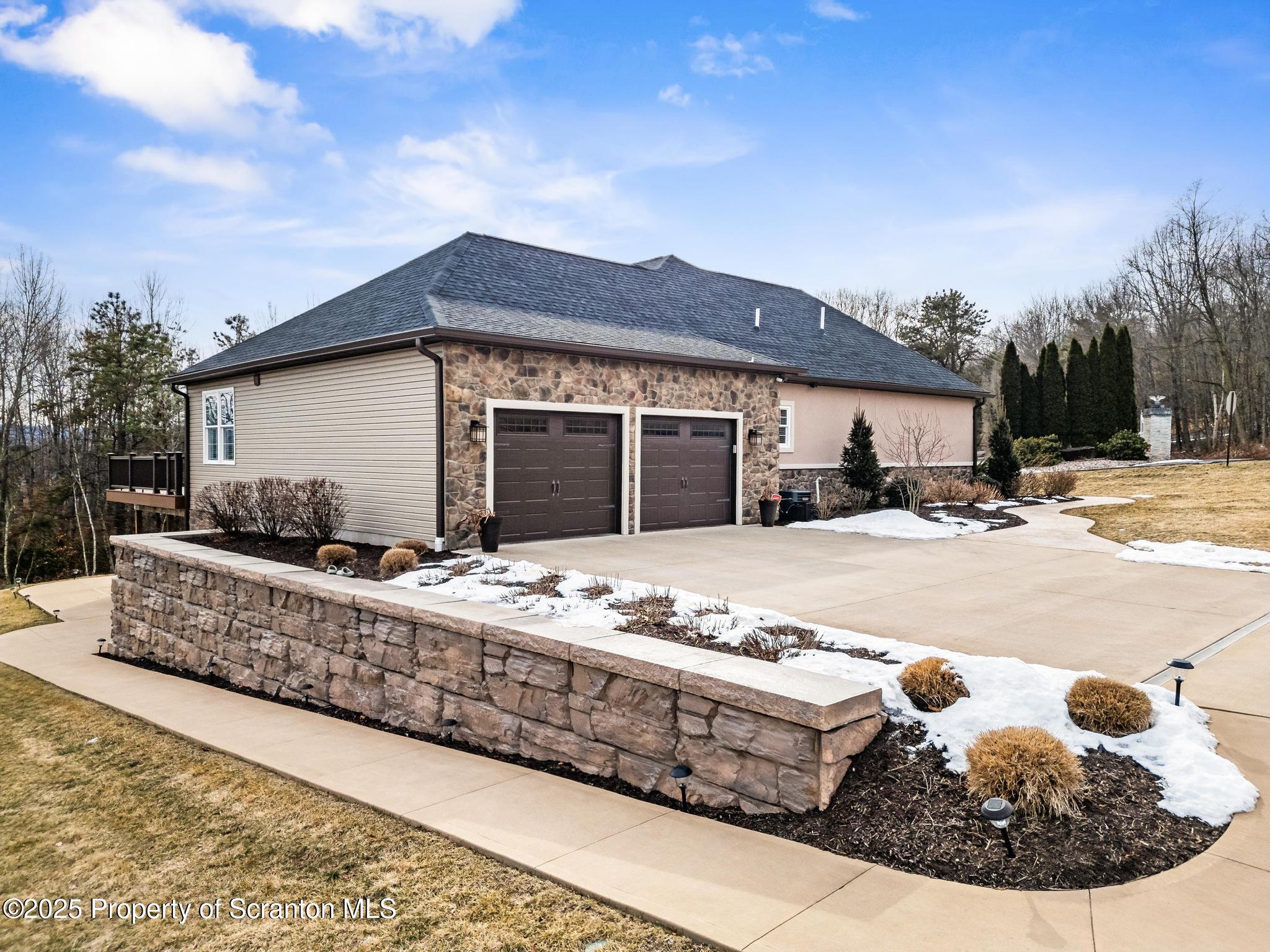 15 Stonehill Road Old Forge, PA 18518 - Photo 58 of 68 DJI_0303