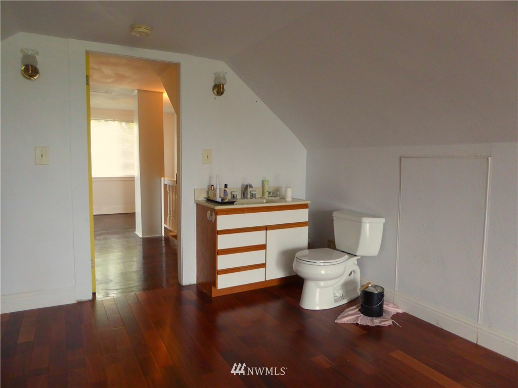 930 West Badger Road Lynden, WA 98264 - Photo 14 of 22