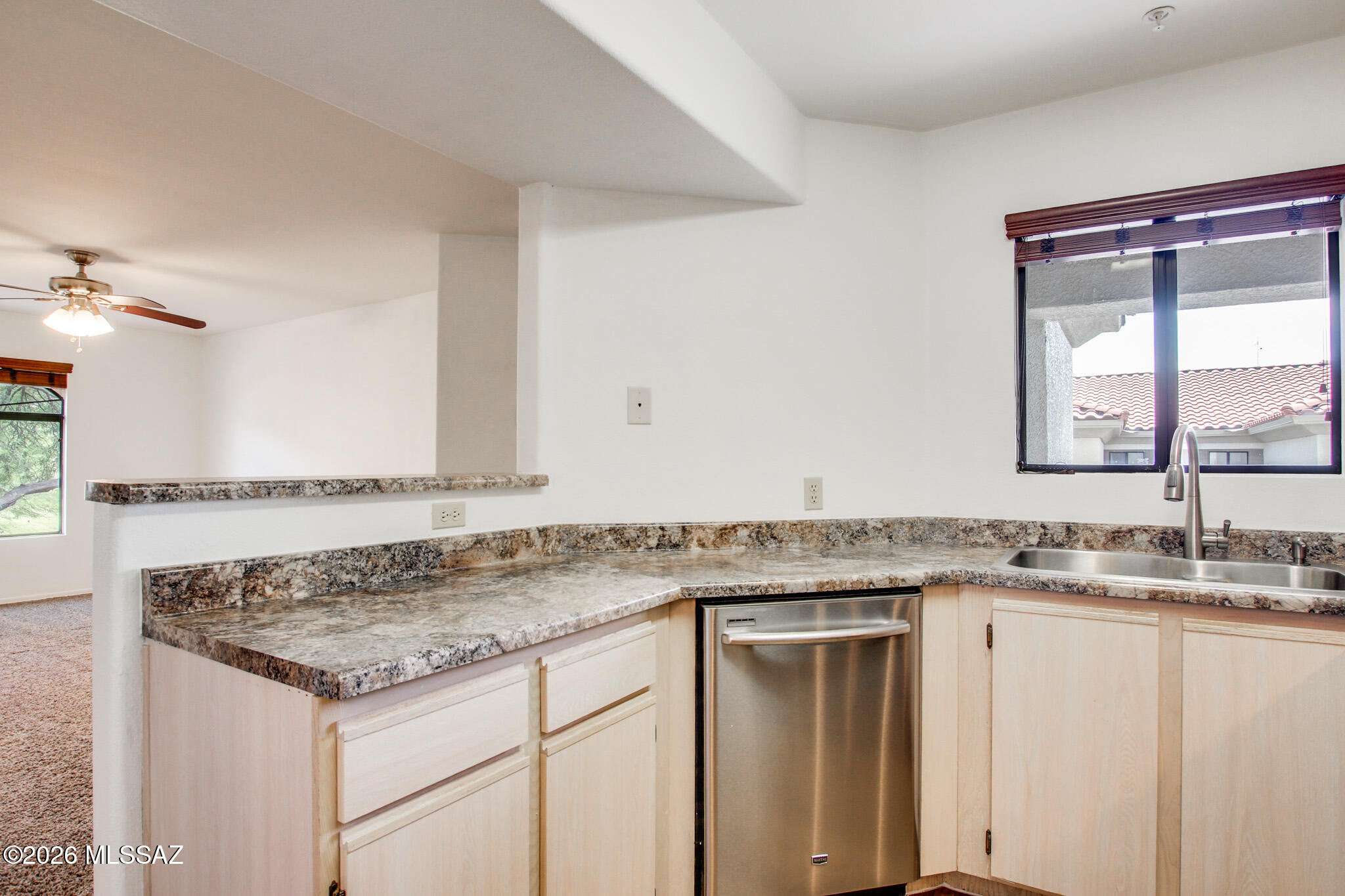 5751 North Kolb Road, Unit 42202 Tucson, AZ 85750 - Photo 20 of 45