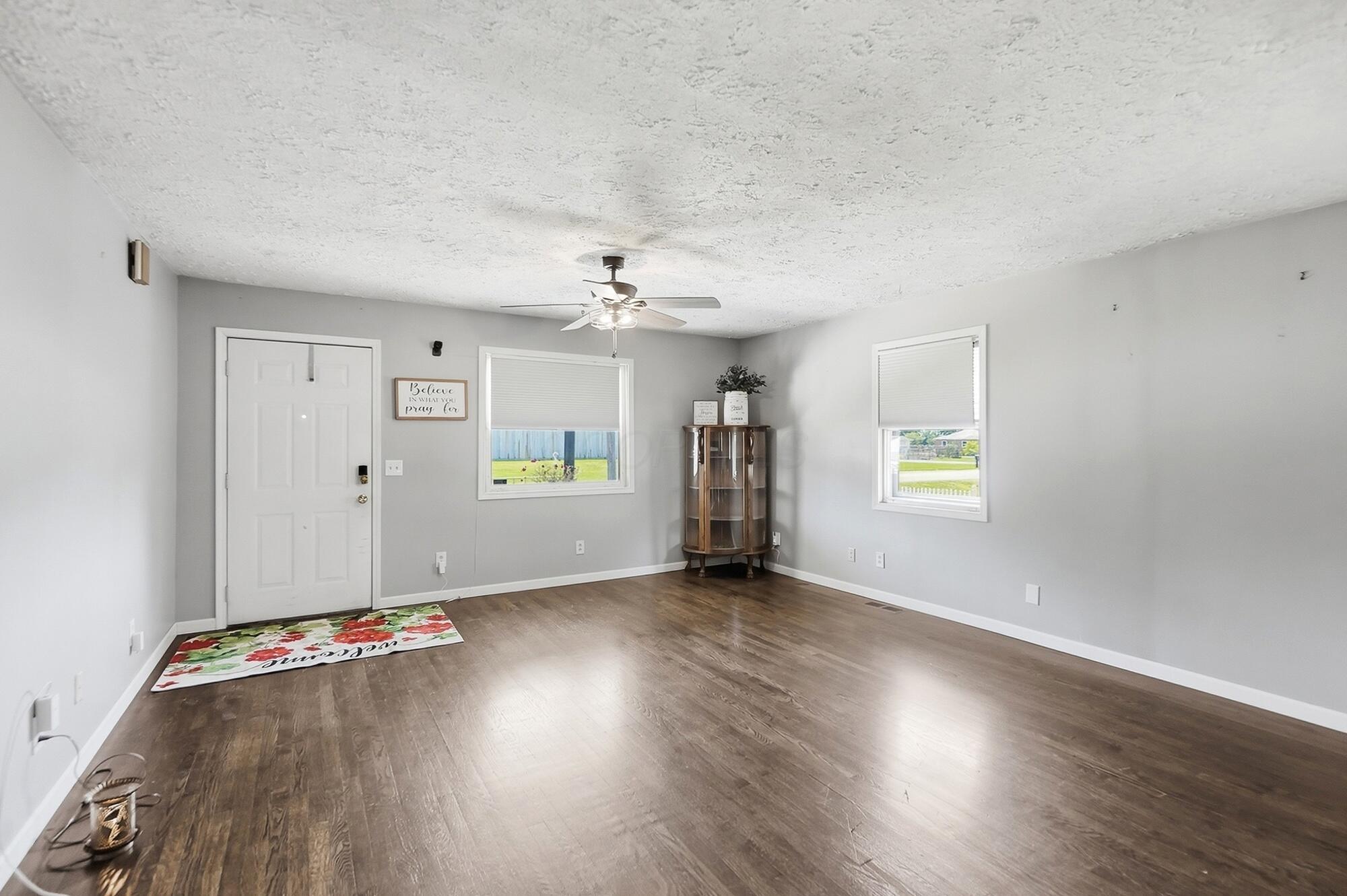3203 Lockbourne Road Columbus, OH 43207 - Photo 11 of 74 034