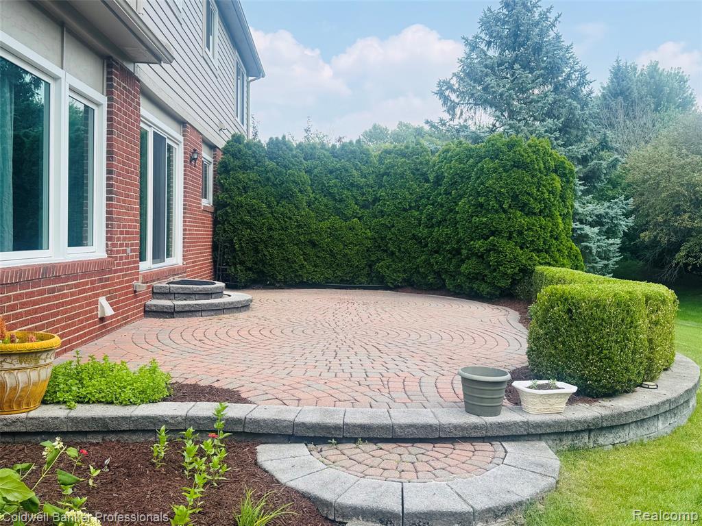 171 Millstone Road Troy, MI 48084 - Photo 38 of 43 Gallery Image 38