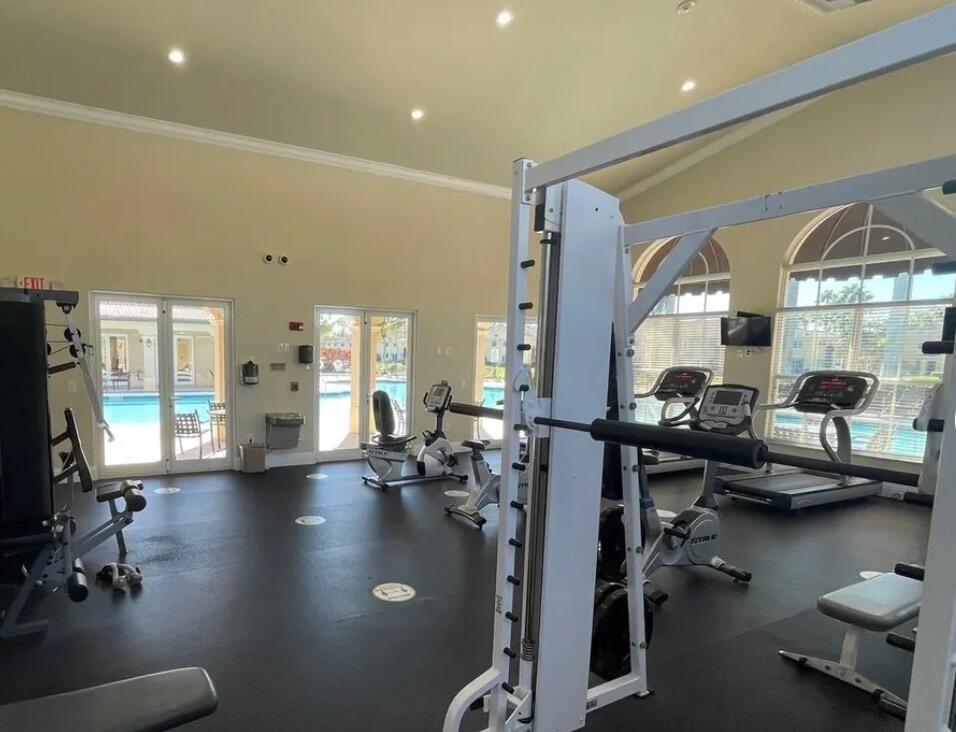 1655 Northeast 33rd Road, Unit 1034 Homestead, FL 33033 - Photo 9 of 19 d573d5ae-d348-4f47-8ab3-65267c883b8e