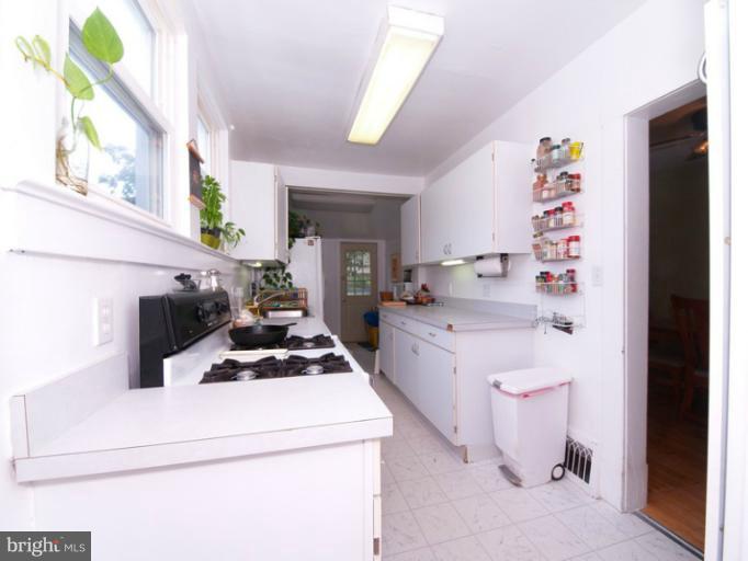 3103 Windom Road Mount Rainier, MD 20712 - Photo 20 of 21 Kitchen