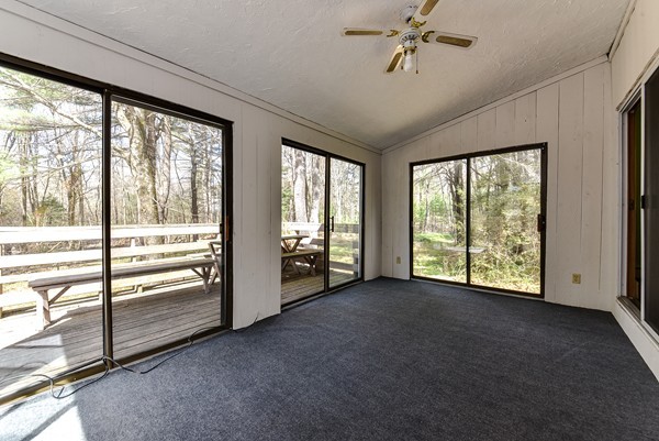 33 Maynard Road Sudbury, MA 01776 - Photo 14 of 17 Gallery Image 14
