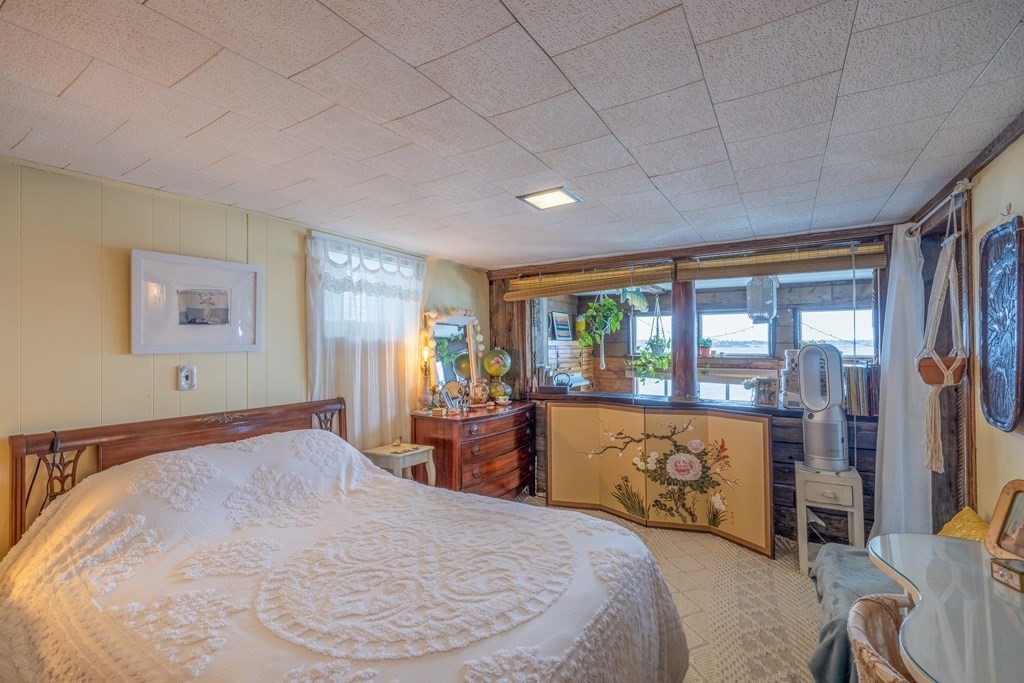202 Wilson Road Nahant, MA 01908 - Photo 36 of 42 Gallery Image 36