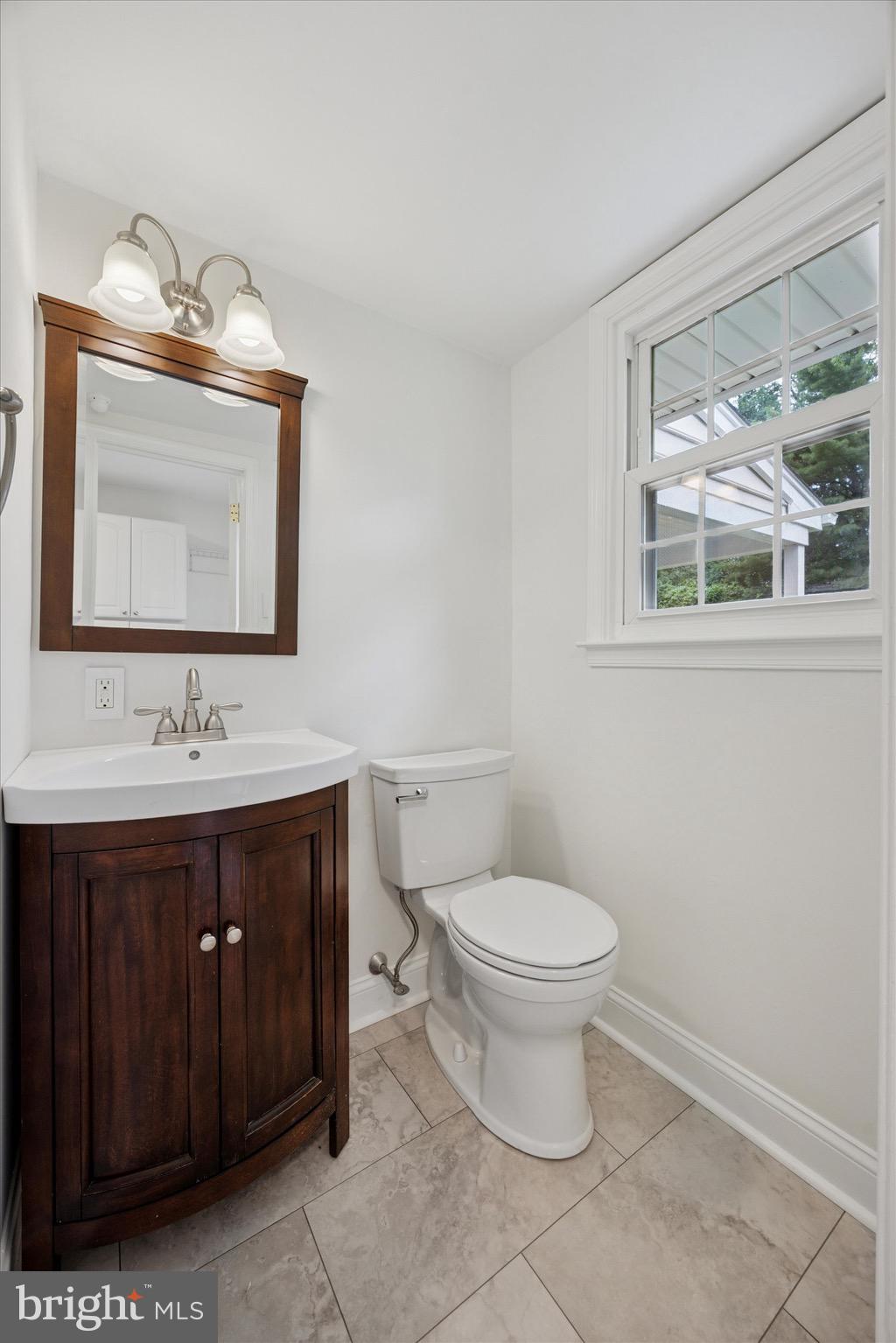 303 Plymouth Road Ambler, PA 19002 - Photo 18 of 39 Gallery Image 18