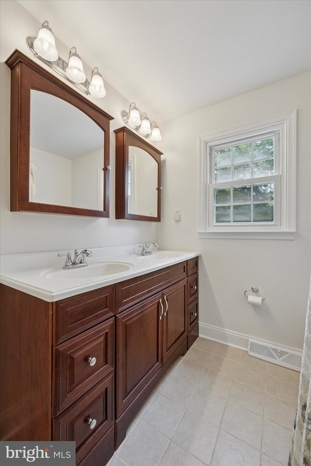 303 Plymouth Road Ambler, PA 19002 - Photo 24 of 39 Gallery Image 24