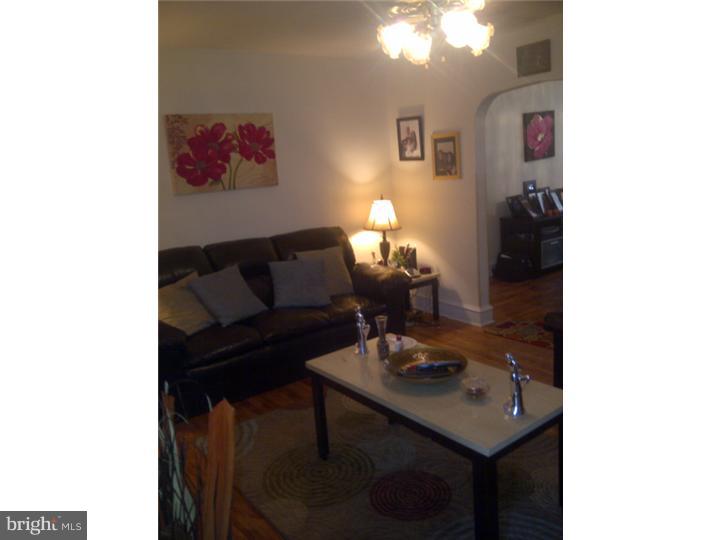 1618 Gregg Street Reading, PA 19607 - Photo 3 of 10