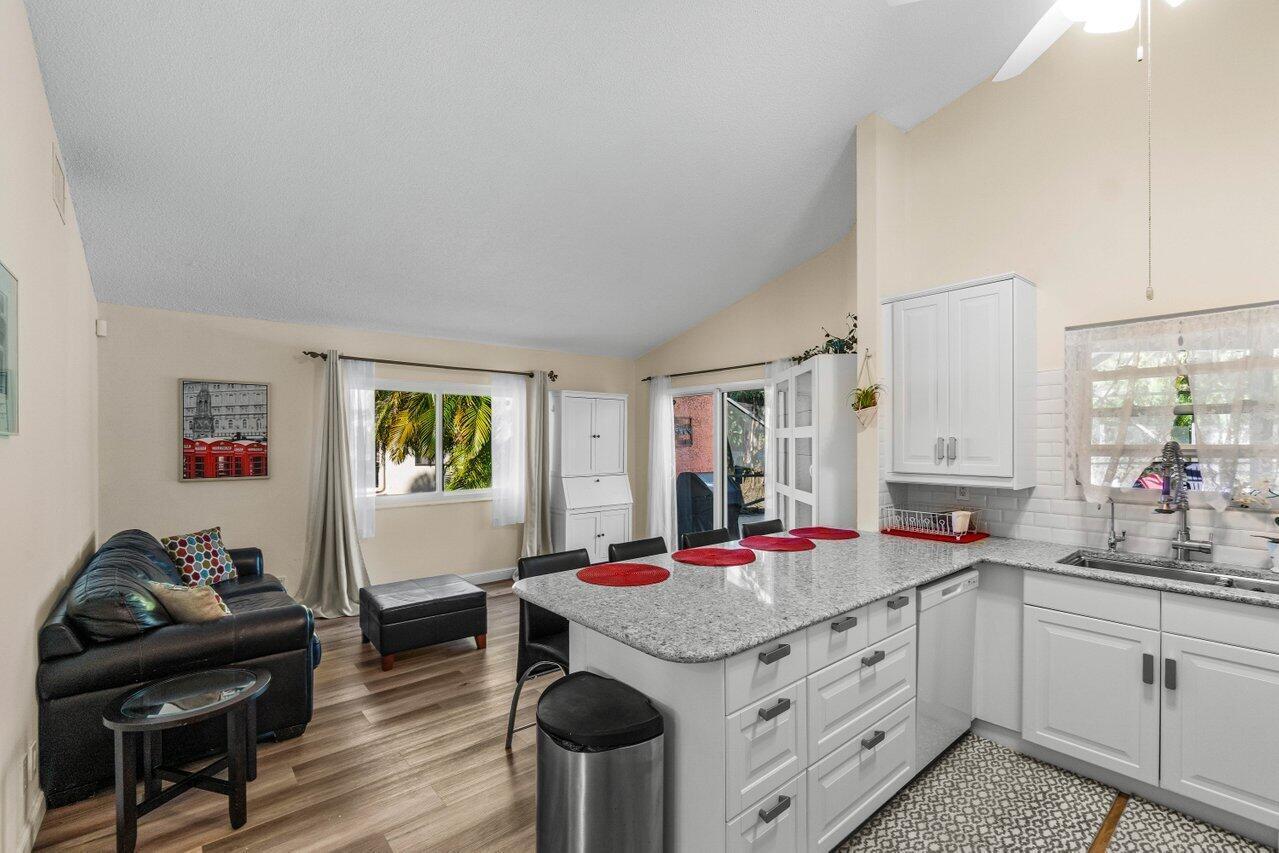 22525 Swordfish Drive Boca Raton, FL 33428 - Photo 14 of 41 014-22525SwordfishDrive-BocaRaton-FL-334