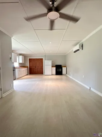 $1,000 | 376 Croydon Avenue, Unit B, Baton Rouge, LA 70806