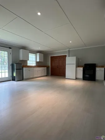 $1,000 | 376 Croydon Avenue, Unit B, Baton Rouge, LA 70806