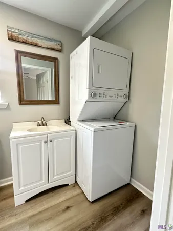 $1,000 | 376 Croydon Avenue, Unit B, Baton Rouge, LA 70806