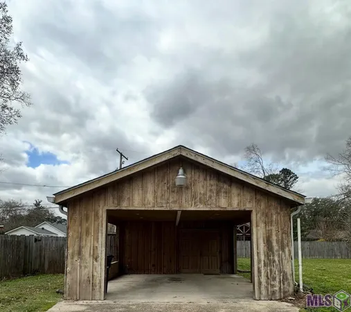 $1,000 | 376 Croydon Avenue, Unit B, Baton Rouge, LA 70806