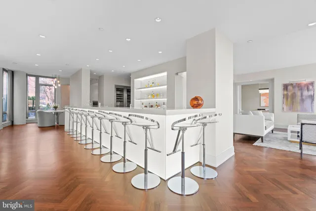 $4,000,000 | 3150 South Street Northwest, Unit 1A, Washington, DC 20007