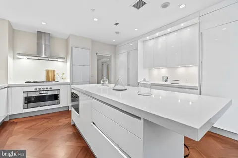 $4,000,000 | 3150 South Street Northwest, Unit 1A, Washington, DC 20007